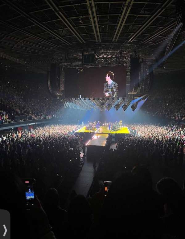 Kia Forum, section: 120, row: 9, seat: 6