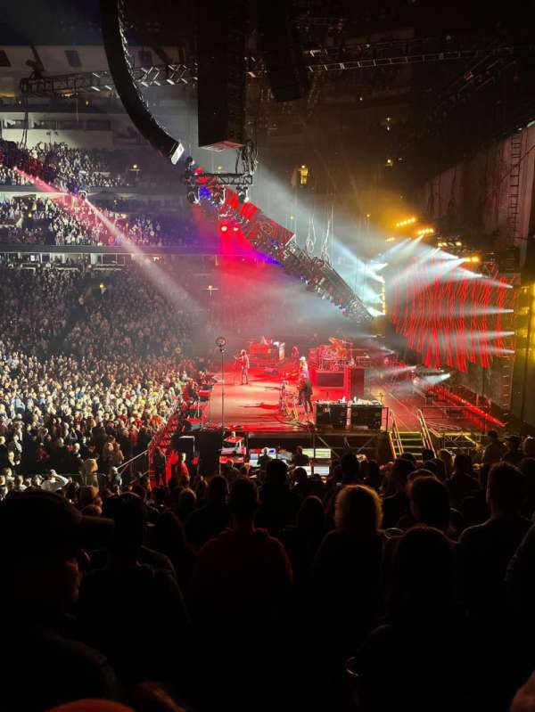United Center, section: 120, row: 19, seat: 19