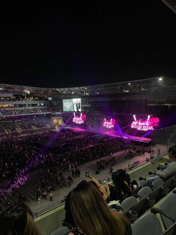 BMO Stadium, section: 213, row: N, seat: 15