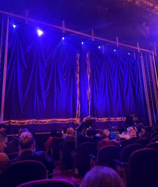 Lena Horne Theatre, section: Orchestra L, row: H, seat: 3