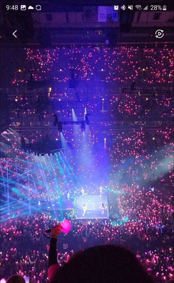 United Center, section: 318, row: 4, seat: 5