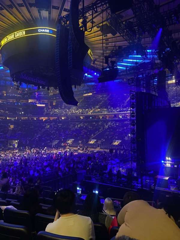 Madison Square Garden, section: 109, row: 11, seat: 14