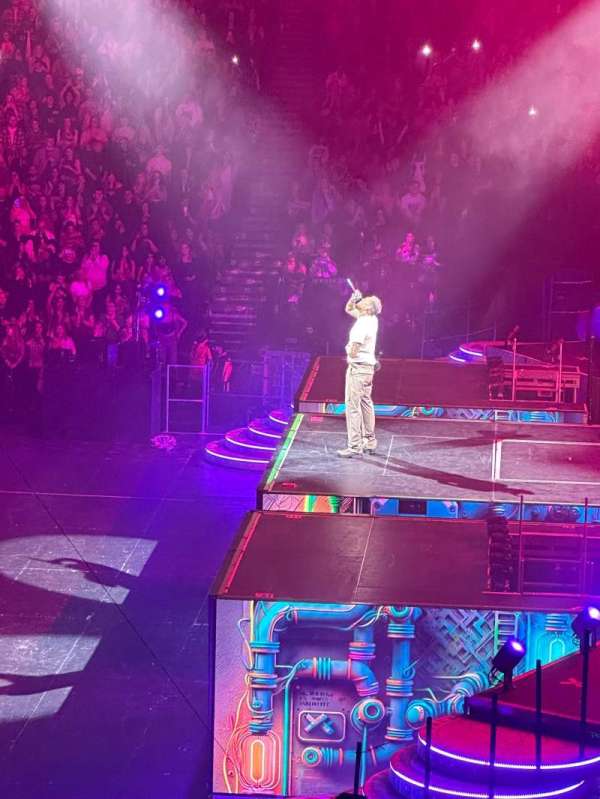AO Arena, section: 116, row: V, seat: 8-9