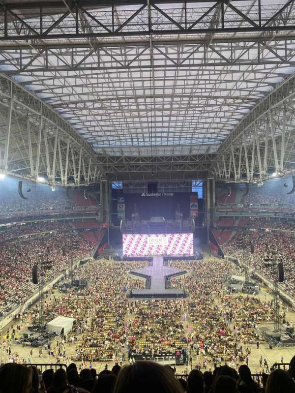 State Farm Stadium, section: 428, row: 9, seat: 5