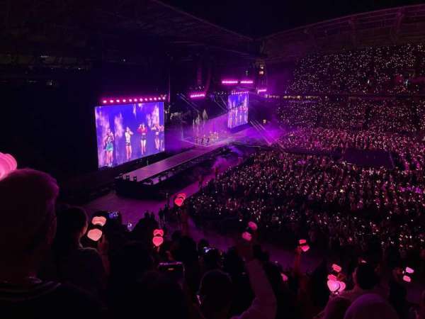 BMO Stadium, section: 233, row: F, seat: 3