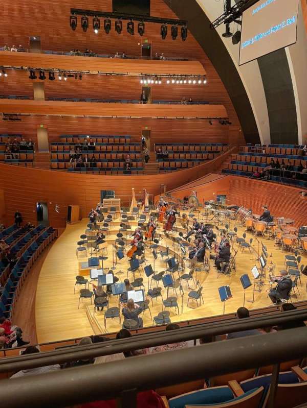 Helzberg Hall, section: Mezz Right, row: EE, seat: 412