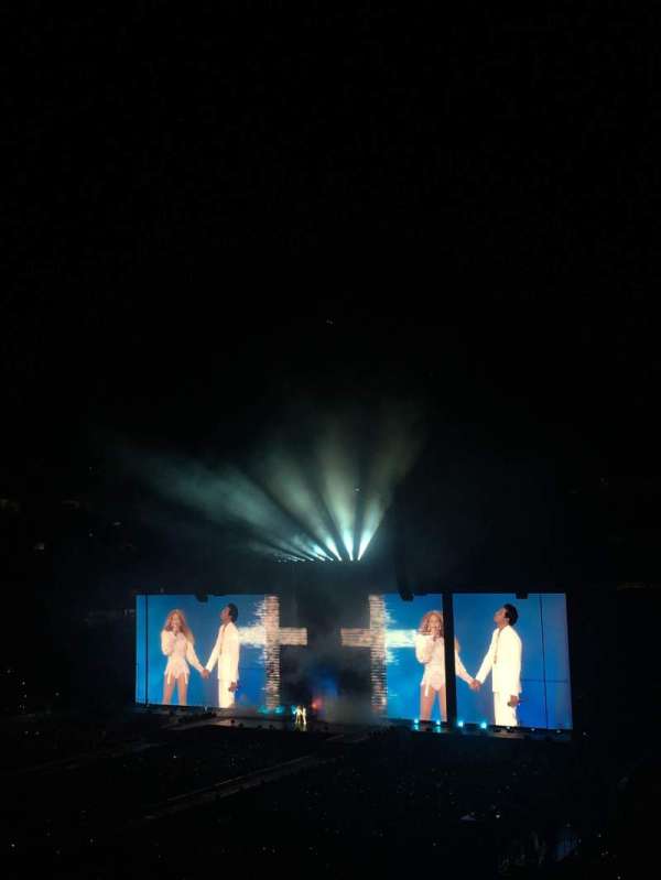 MetLife Stadium, section: 219, row: 4, seat: 11