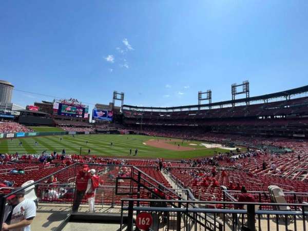 Busch Stadium, section: 162, row: 21, seat: 24