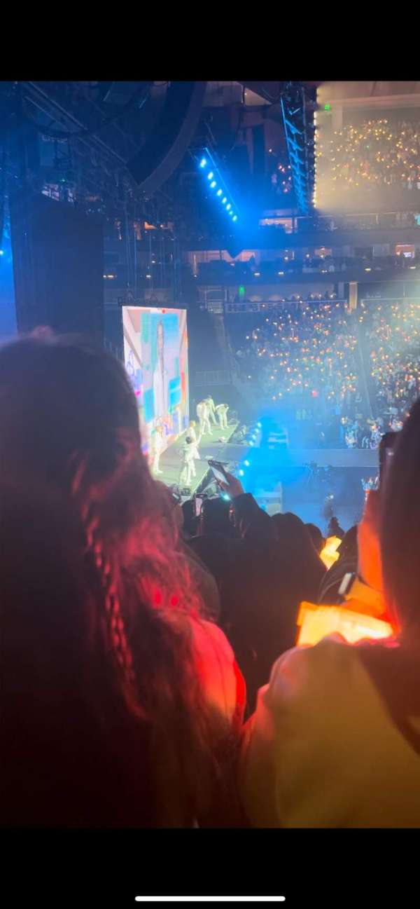 State Farm Arena, section: 121, row: U, seat: 7