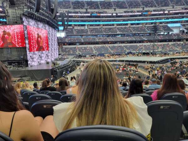 AT&T Stadium, section: C138, row: 18, seat: 11