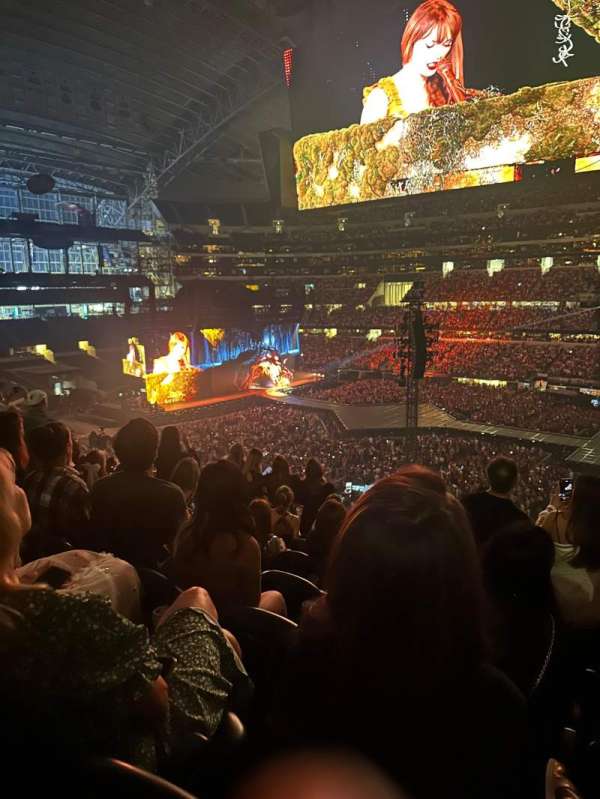 AT&T Stadium, section: C333, row: 7