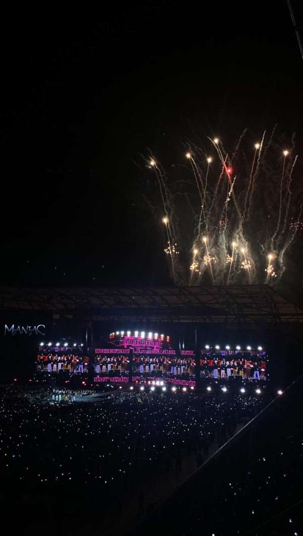 BMO Stadium, section: 218, row: F, seat: 1&2