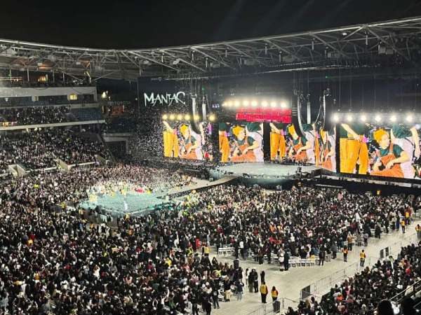 BMO Stadium, section: 214, row: K, seat: 1