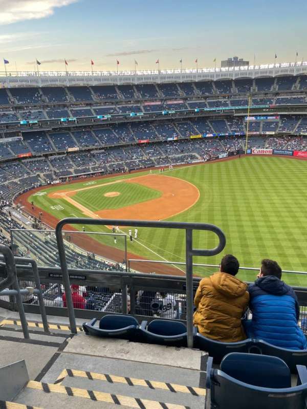 Yankee Stadium, section: 408, row: 4, seat: 16