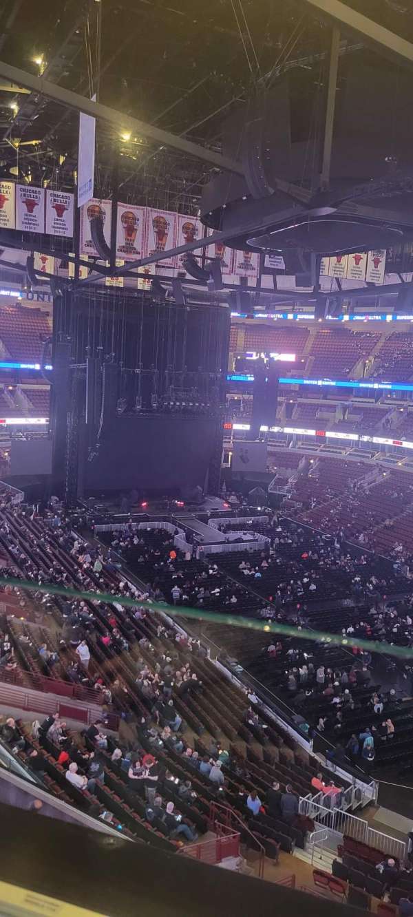 United Center, section: 314, row: 1, seat: 1