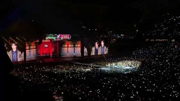 BMO Stadium, section: 229, row: C, seat: 8