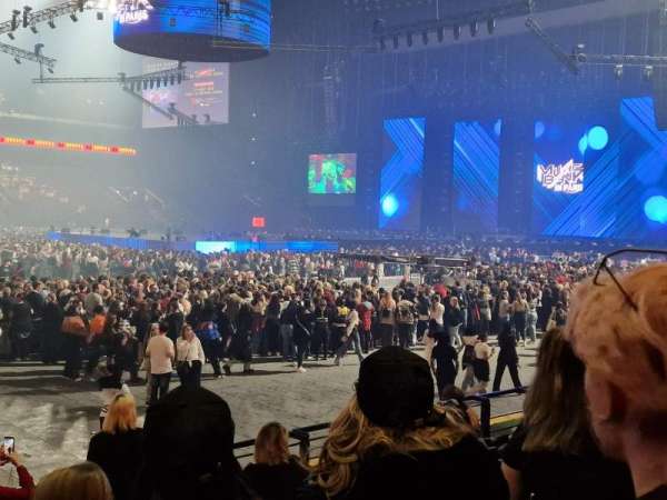 Paris La Défense Arena, section: 114, row: 12, seat: 26
