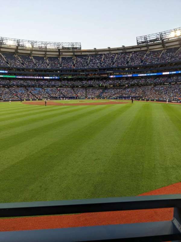 Rogers Centre, section: 146A, row: 2, seat: 11