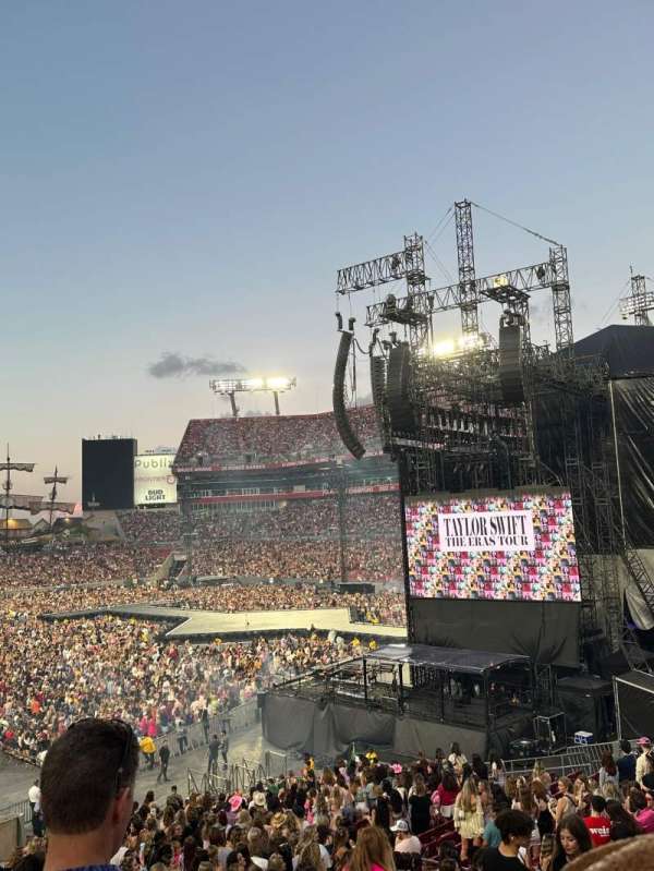 Raymond James Stadium, section: 219, row: D, seat: 17