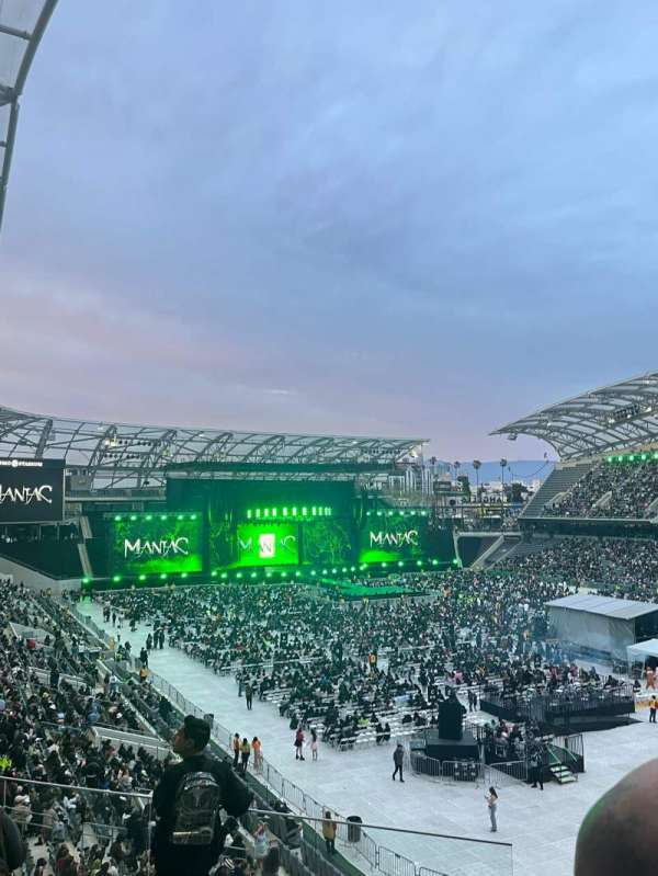 BMO Stadium, section: 226, row: F, seat: 11