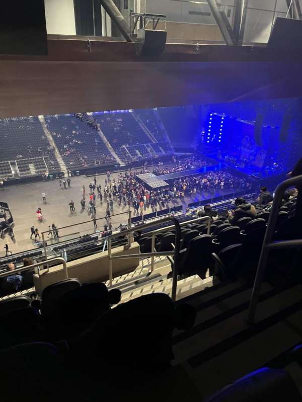 Climate Pledge Arena, section: 216, row: K, seat: 2