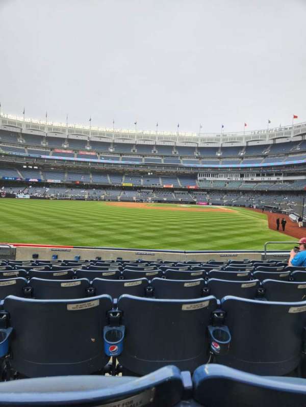Yankee Stadium, section: 134, row: 8, seat: 19
