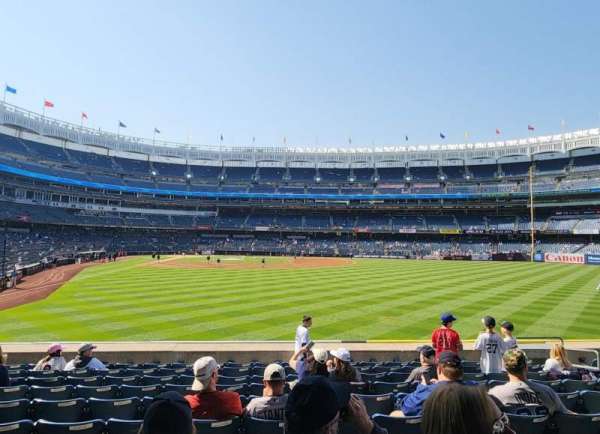 Yankee Stadium, section: 105, row: 10, seat: 11