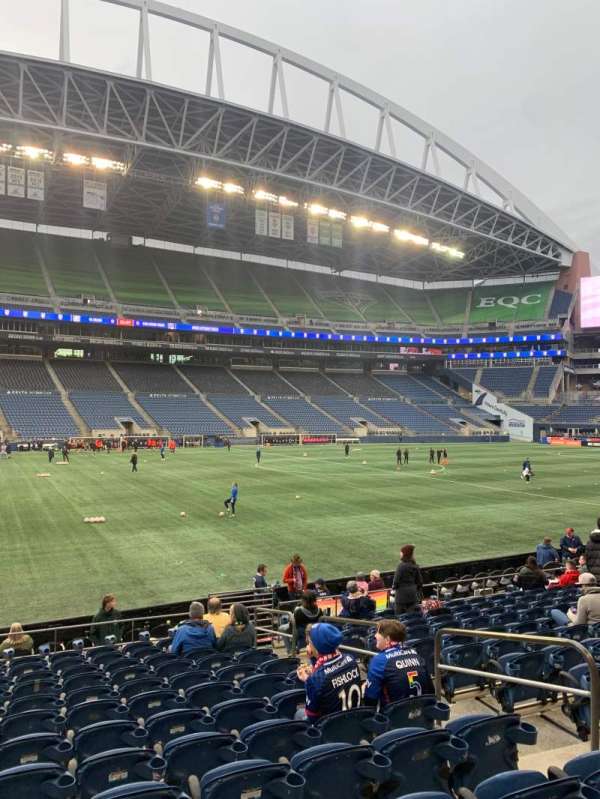 Lumen Field, section: 112, row: M, seat: 7