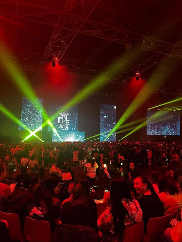 Zénith Paris, section: G, row: 10, seat: 81