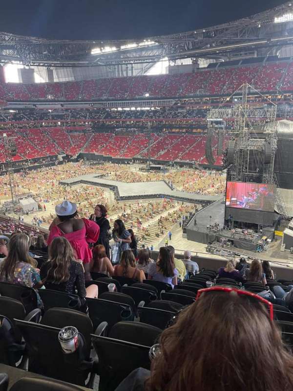Mercedes-Benz Stadium, section: 205, row: 11, seat: 20