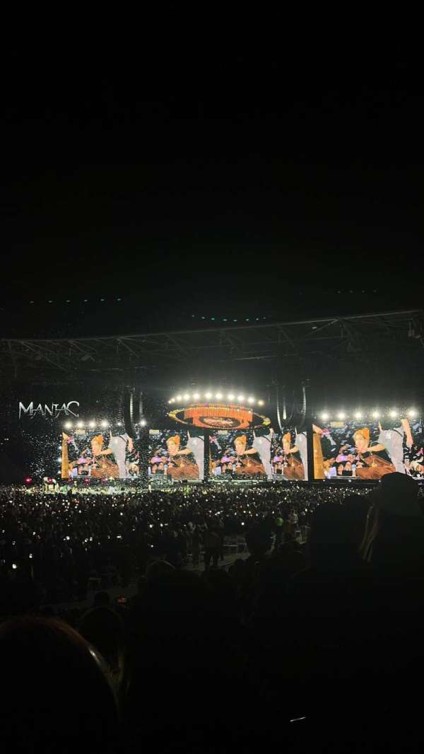 BMO Stadium, section: 117, row: K, seat: 4