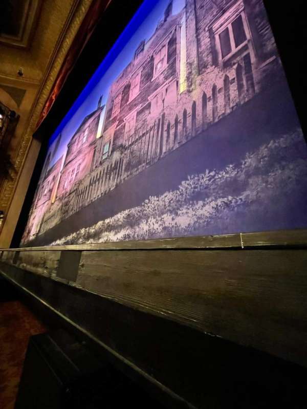 Barrymore Theatre, section: Orchestra R, row: BB, seat: 6