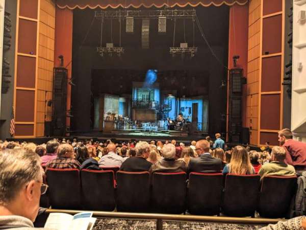 Uihlein Hall, section: Orchestra R, row: Q, seat: 34