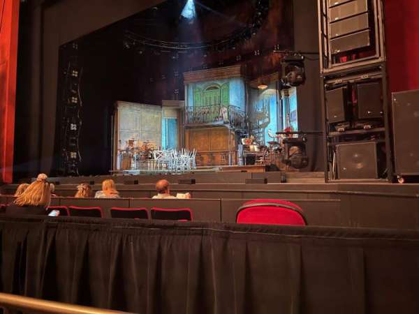Uihlein Hall, section: Orchestra RC, row: B, seat: 52