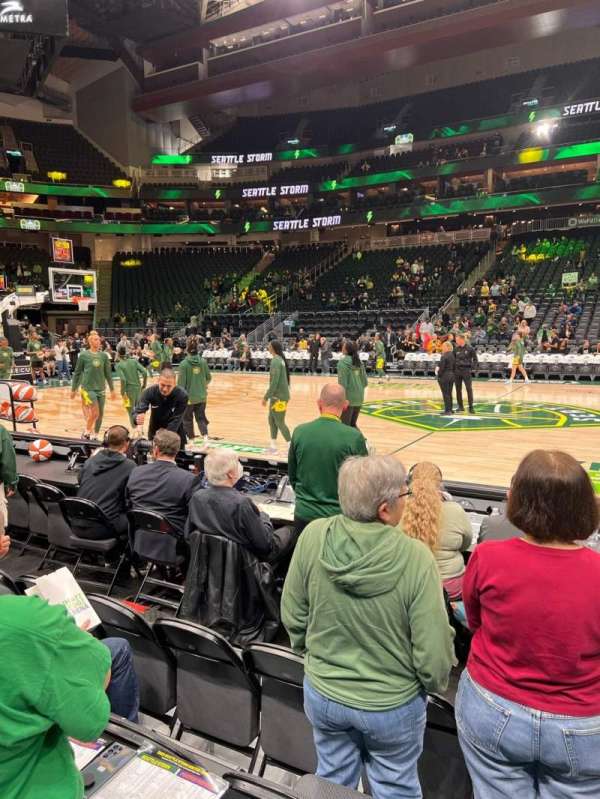 Climate Pledge Arena, section: 01, row: BB, seat: 6