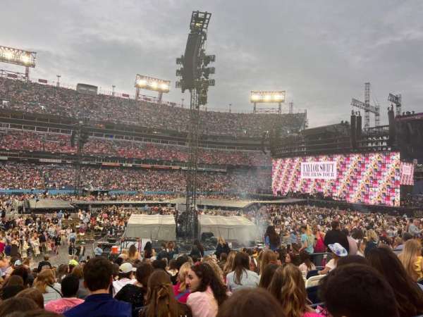 Nissan Stadium, section: 114, row: W, seat: 12