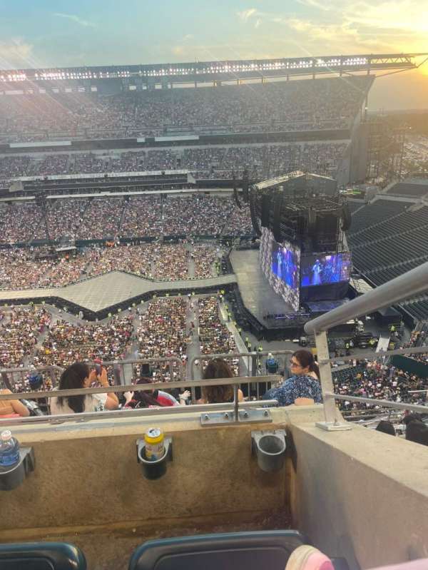Lincoln Financial Field, section: 227, row: 6, seat: 12