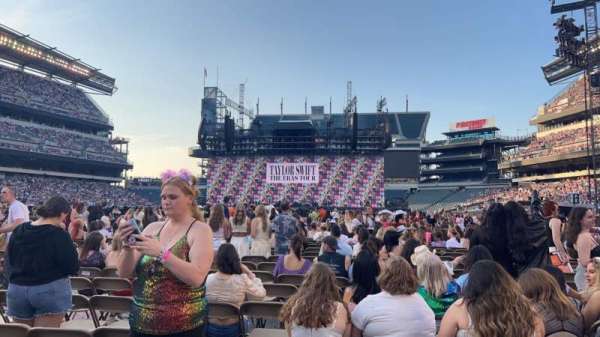 lincoln financial field, section: f7, row: 33, seat: 7