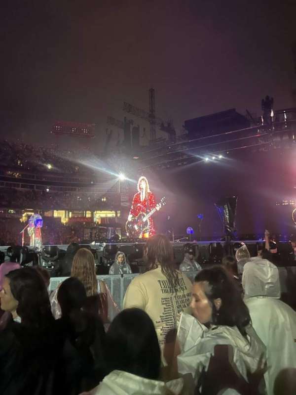 Nissan Stadium, section: D, row: 9, seat: 5