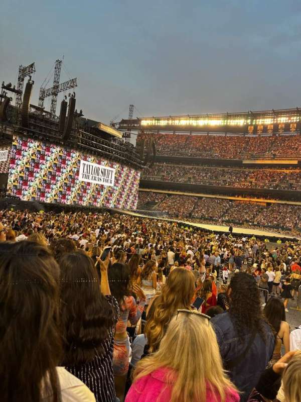 Lincoln Financial Field, section: 101, row: 8, seat: 10