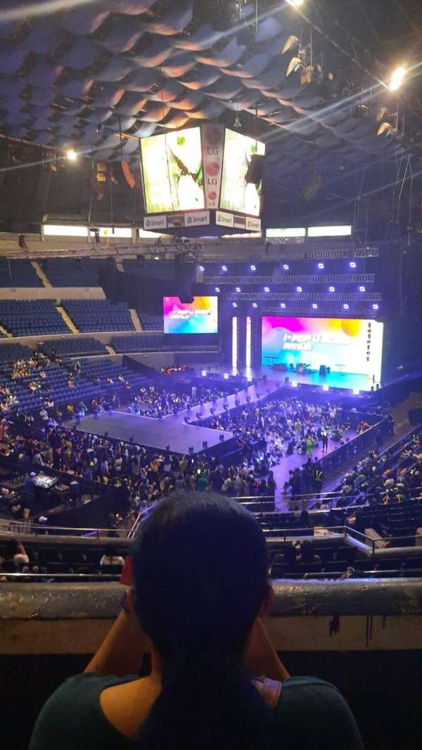 araneta coliseum, section: 423, row: 2, seat: 1