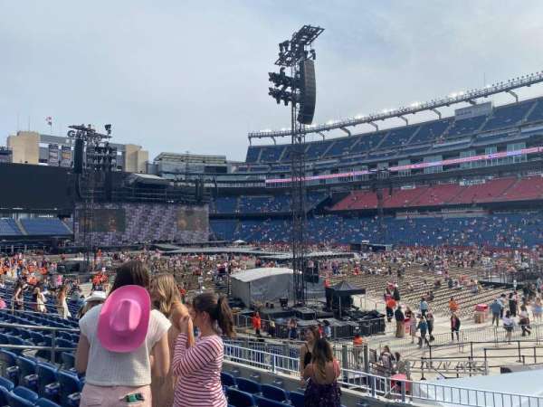 Gillette Stadium, section: 104, row: 18, seat: 4