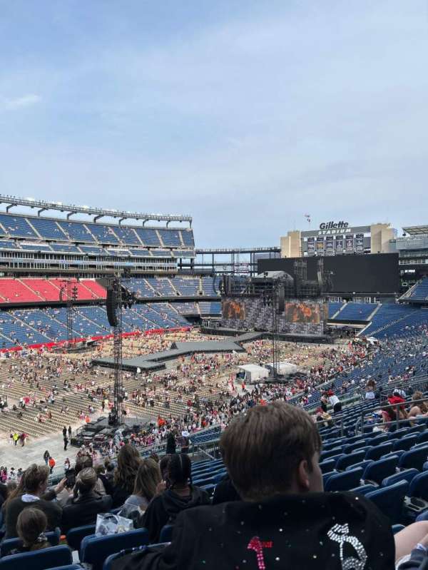 Gillette Stadium, section: 237, row: 18, seat: 14