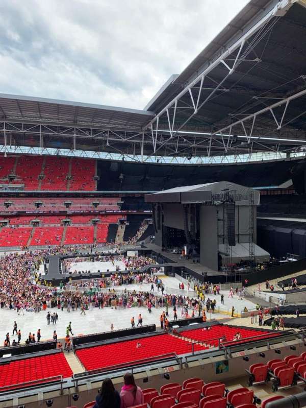 Wembley stadium, section: 250, row: 9, seat: 262