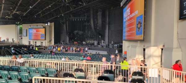 Dos Equis Pavilion, section: 200, row: G, seat: 8