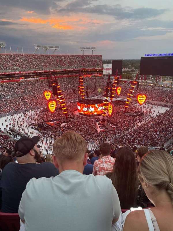 Raymond James Stadium, section: 303, row: U, seat: 17