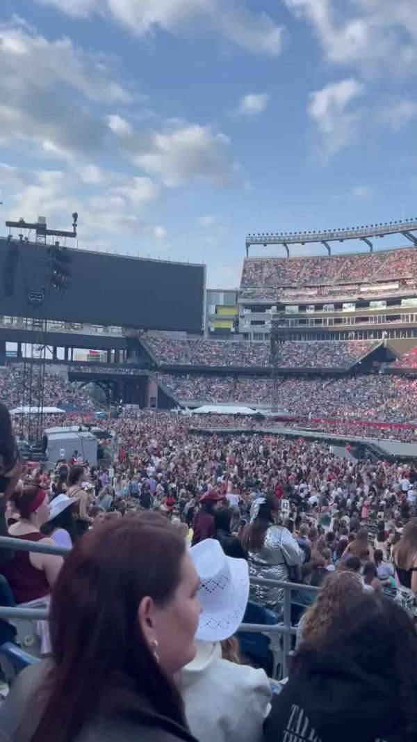 Gillette Stadium, section: 127, row: 19, seat: 13