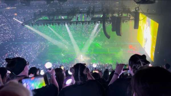 Oakland Arena, section: 231, row: 9, seat: 2