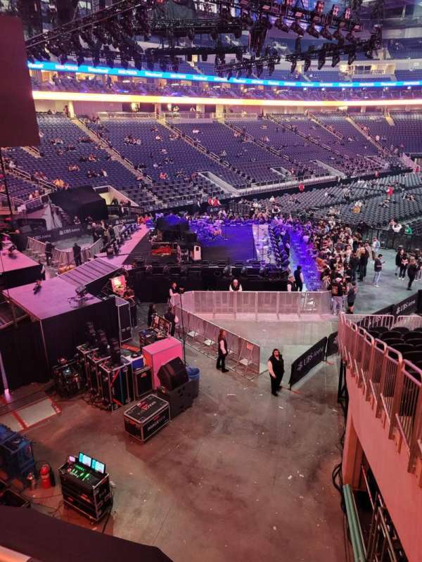 UBS Arena, section: 118, row: 22, seat: 25