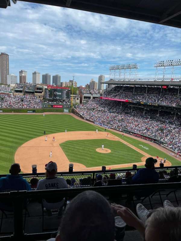 Wrigley Field, section: 410L, row: 2, seat: 7